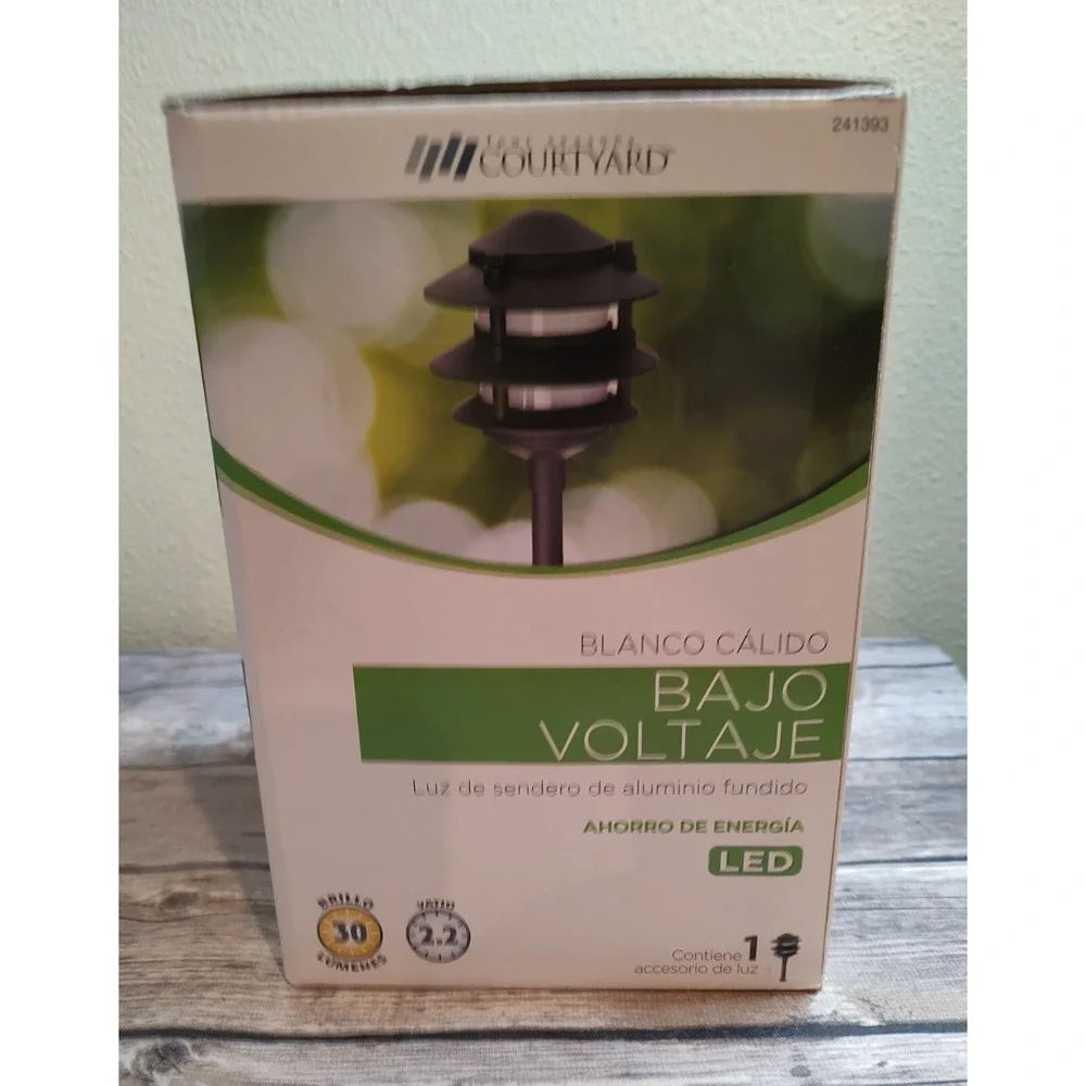 LED Path Light, 3-Tier, Black Aluminum, 30 Lumens, 2.2-Watt